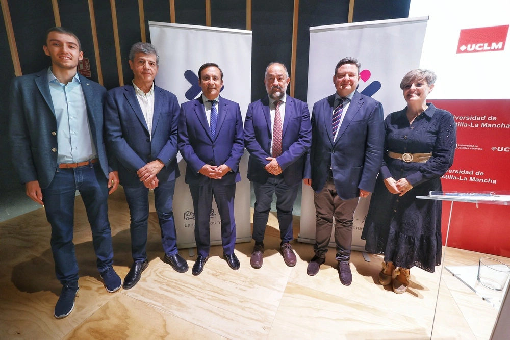 La Facultad de Farmacia alberga la entrega de los Premios Cofares "Tutor Destacado de Prácticas Tuteladas" y "Alumno Erasmus Excelente"