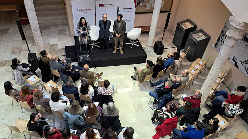 Evento Toledo dialoga con Canogar