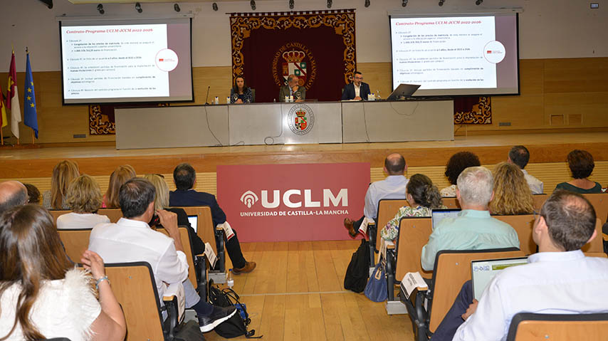 Sesión extraordinaria del Consejo de Gobierno en Toledo.